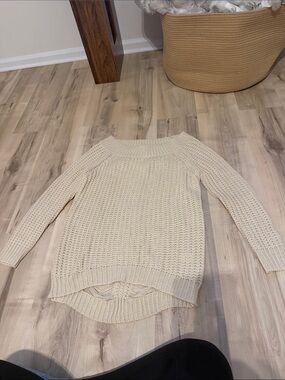 NWT size large Windsor ivory off the shoulder sweater